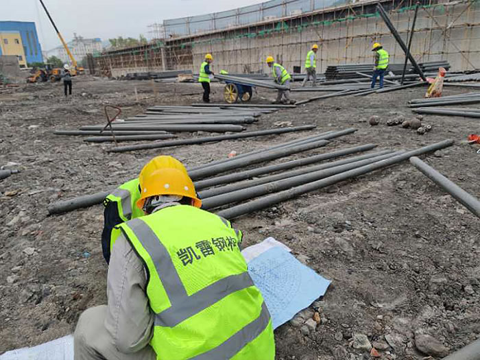 峨眉山螺栓球网架结构